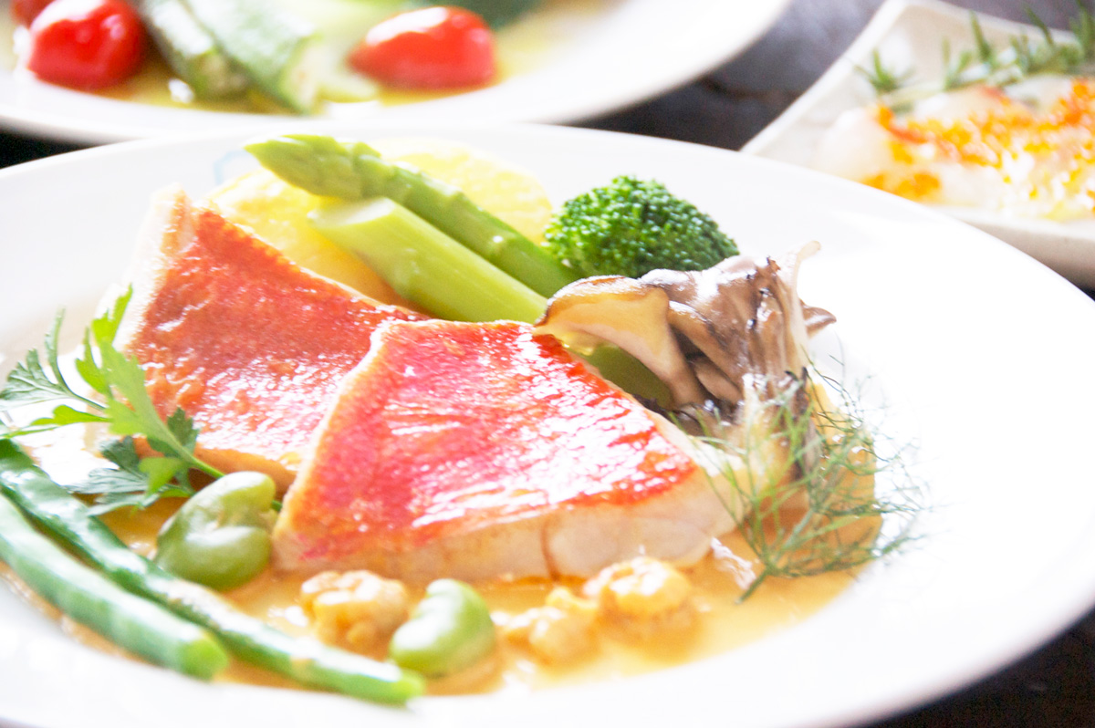 金目鯛伊勢海老ソース